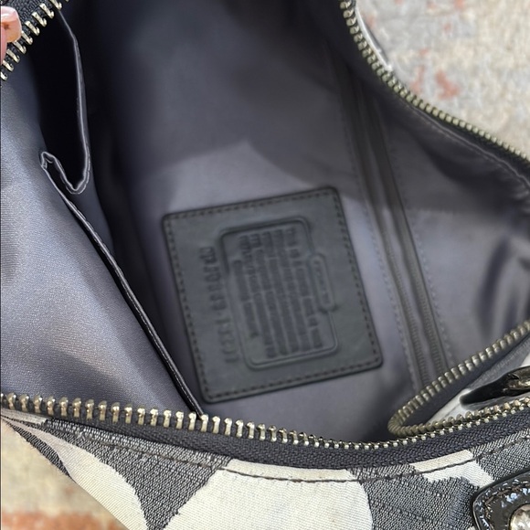Coach Gray and Black Signature Shoulder Bag - Picture 3 of 6